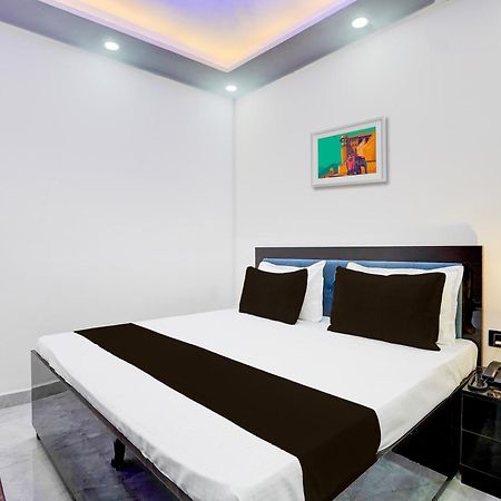 Hotel O Karan Residency Нью-Дели Экстерьер фото