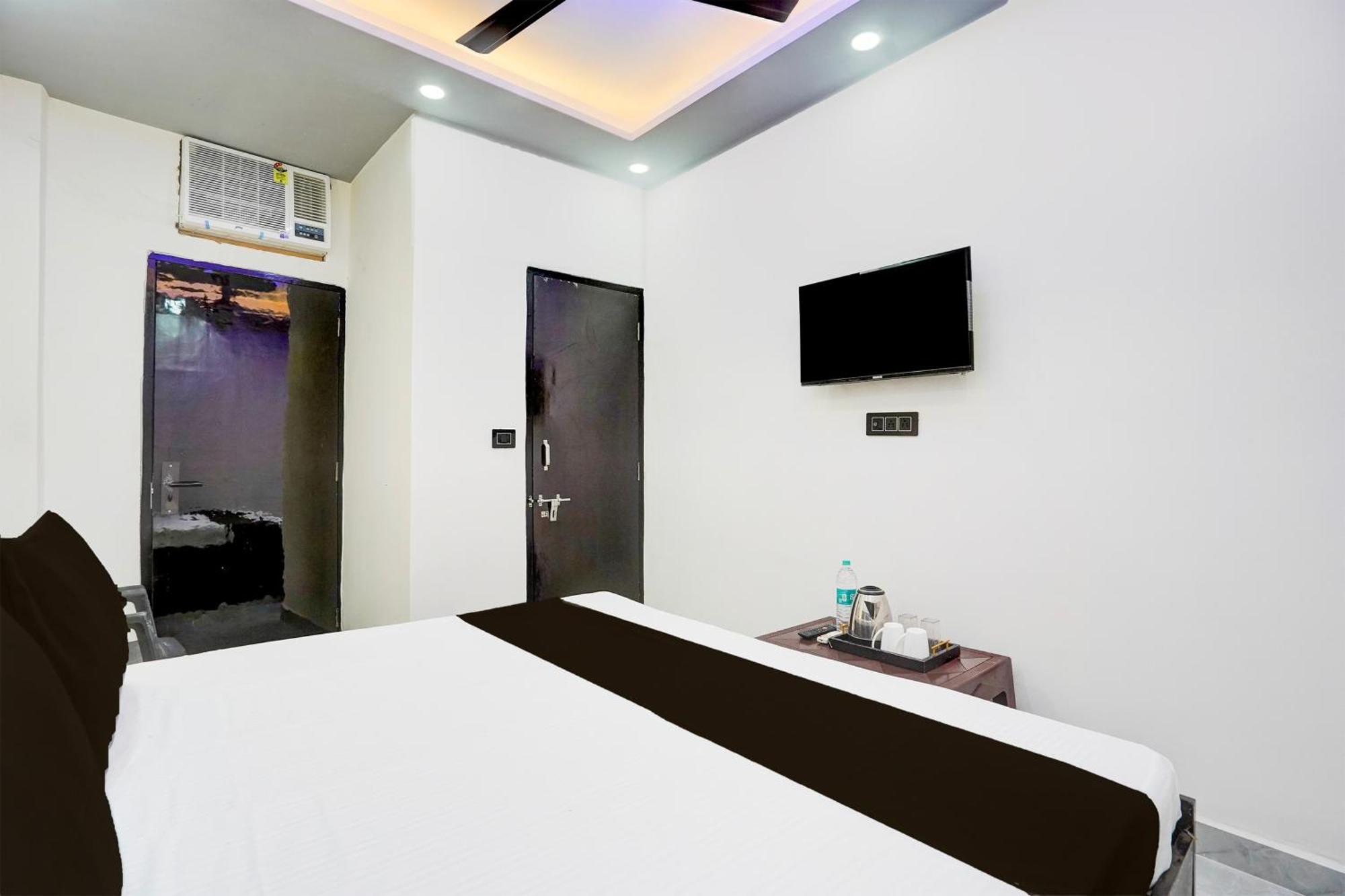 Hotel O Karan Residency Нью-Дели Экстерьер фото